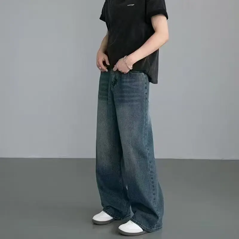 جينز رجالي واسع الساق على المو - مراجعة Streetwear Brand Denim وسعره